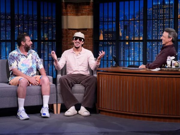Adam Sandler elogia la actuación natural de Bad Bunny en Happy Gilmore 2
