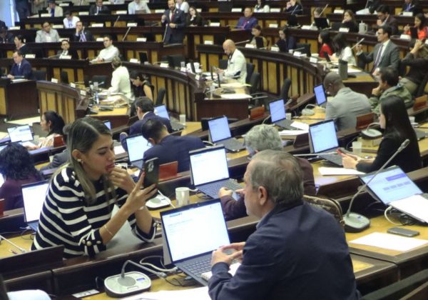Asamblea Nacional: ¿Qué dice el proyecto de Ley de Solidaridad Nacional, propuesto por Noboa? (API).