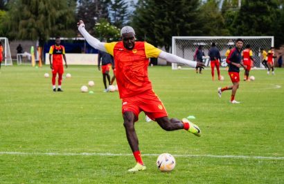 Aucas desmiente negociaciones por Michael Carcelén al fútbol argentino