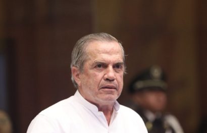 Bancada de Revolución Ciudadana arremete en contra del presidente de la Asamblea Nacional, Niels Olsen, tras sesión del pleno. (AN).