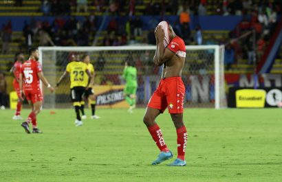 Barcelona SC, El Nacional y Emelec enfrentan sanciones económicas por pirotecnia