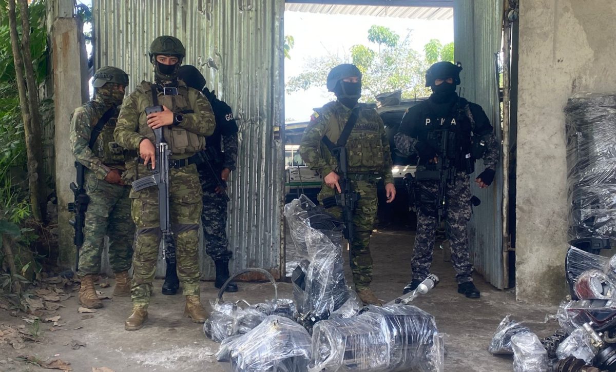 Bloque de Seguridad detecta repuestos de dudosa procedencia en bodega de Santo Domingo