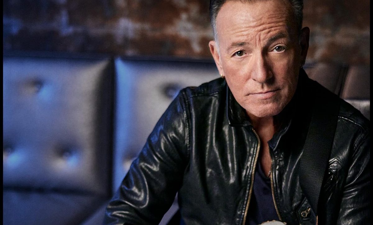 Bruce Springsteen En Estados Unidos, están persiguiendo a la gente por ejercer su derecho a la libertad de expresión y manifestar su desacuerdo