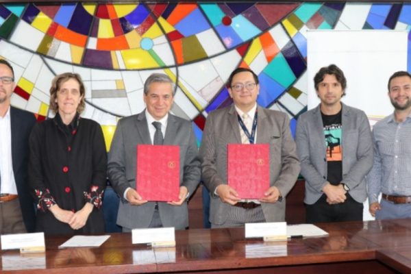 Celec y la Universidad del Azuay desarrollarán juntas proyectos de investigación ambiental en zonas de influencia hidroeléctrica. (Celec).