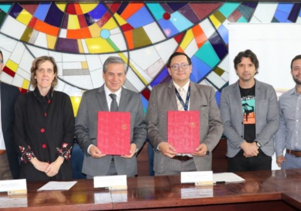 Celec y la Universidad del Azuay desarrollarán juntas proyectos de investigación ambiental en zonas de influencia hidroeléctrica. (Celec).