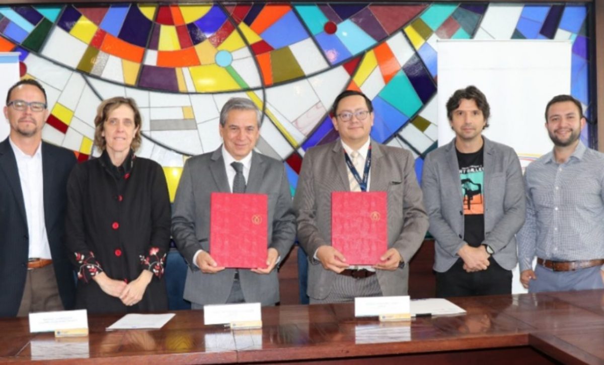 Celec y la Universidad del Azuay desarrollarán juntas proyectos de investigación ambiental en zonas de influencia hidroeléctrica. (Celec).