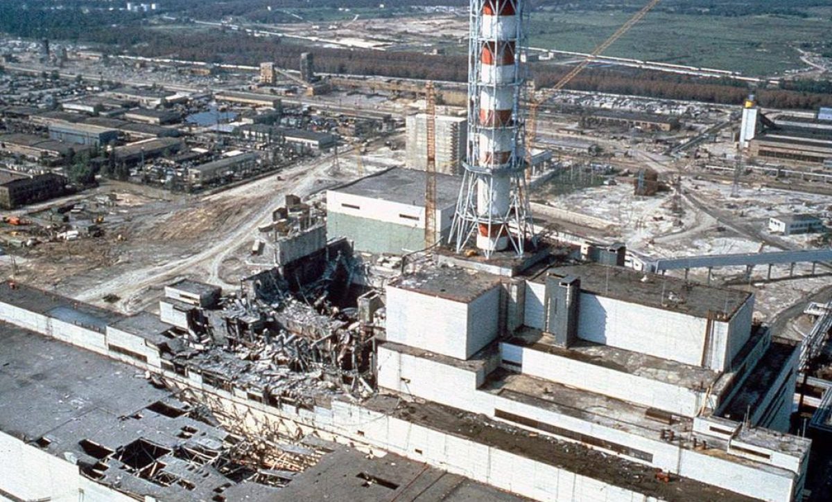 El 26 de abril de 1986 se produjo la explosión en tierra ucraniana, más precisamente en el Cuarto Bloque de la Central Eléctrica Atómica de Chernóbil.