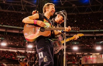 Chris Martin, vocalista de Coldplay, presenció la petición de matrimonio de una pareja. FOTO: coldplay (Instagram).