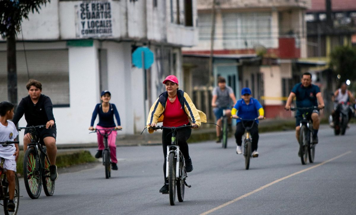 Ciclopaseos recreativos en el barrio San Rafael fortalecen la integración comunitaria en La Concordia