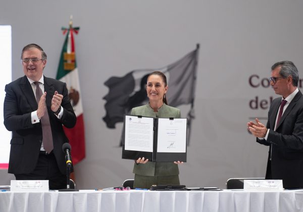 Claudia Sheinbaum cuestiona a Estados Unidos por no informar el traslado de familiares de Ovidio Guzmán, hijo de 'El Chapo'
