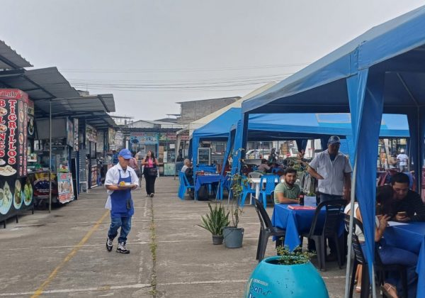Comerciantes de la Exescuela Caracas serán reubicados en la exMiniterminal