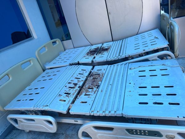 Crisis hospitalaria en Santo Domingo llega a un punto crítico: escasez de medicamentos, infraestructura deteriorada y retrasos en los pagos al personal