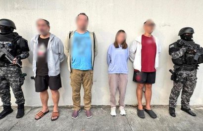 Cuatro extranjeros detenidos por posesión de armas y explosivos en Guayas