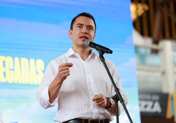 Daniel Noboa impulsa un plan integral para reactivar la economía y fortalecer la cooperación internacional en seguridad y medio ambiente