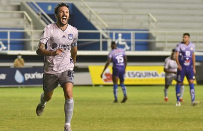 Delfin-emelec-gana77-scaled-1