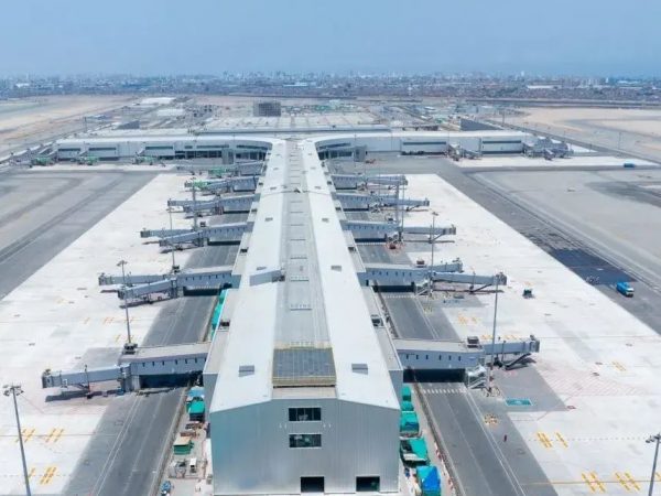Dina Boluarte, presidenta de Perú, inauguró el nuevo Aeropuerto Internacional Jorge Chávez en Lima, este viernes 30 de mayo del 2025.