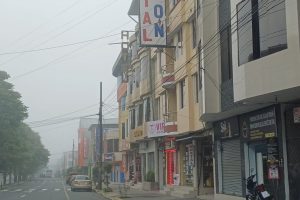 Disparos, pasamontañas y pánico así fue el violento ingreso a un hostal en Santo Domingo