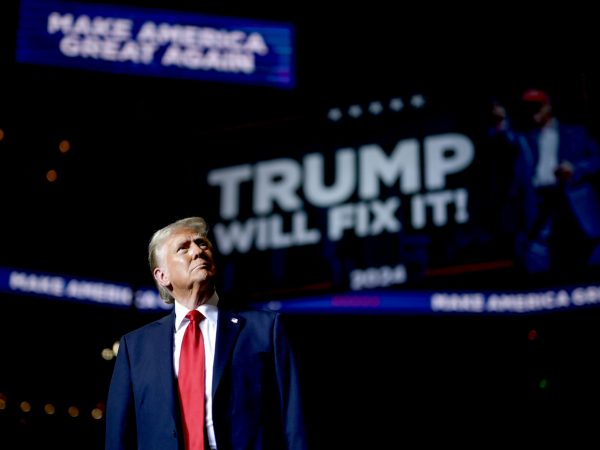 Donald Trump acusa a Elon Musk de volverse loco en disputa pública