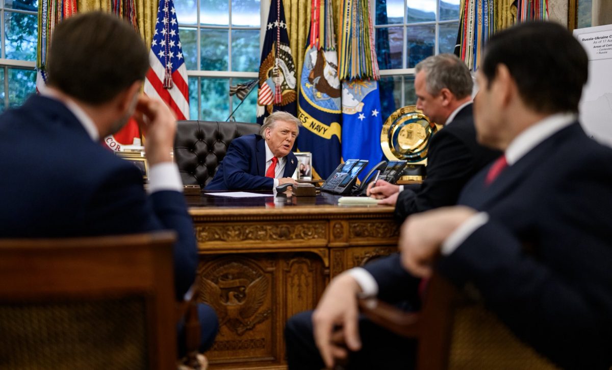 Donald Trump impulsa límites a visas de estudiantes y periodistas extranjeros en Estados Unidos