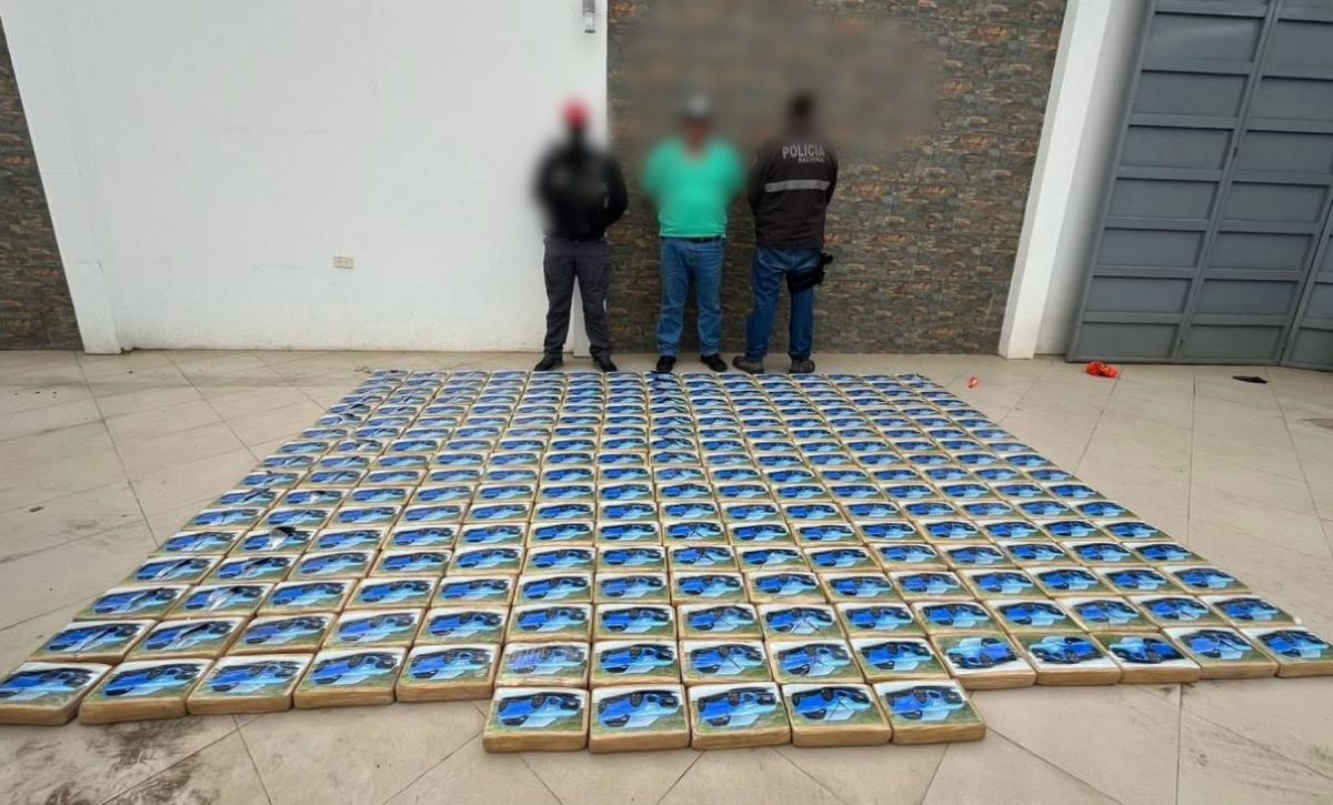 Droga decomisada en El Carmen tendría un valor de 15 millones de dólares en el mercado internacional