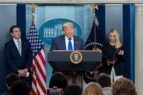 Ecuador enfrenta nuevo arancel del 15% en sus exportaciones a Estados Unidos