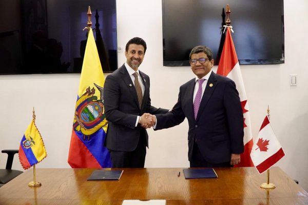 Ecuador y Canadá firman declaración para acelerar el Tratado de Libre Comercio (TLC)