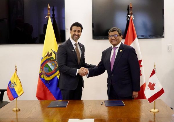 Ecuador y Canadá firman declaración para acelerar el Tratado de Libre Comercio (TLC)