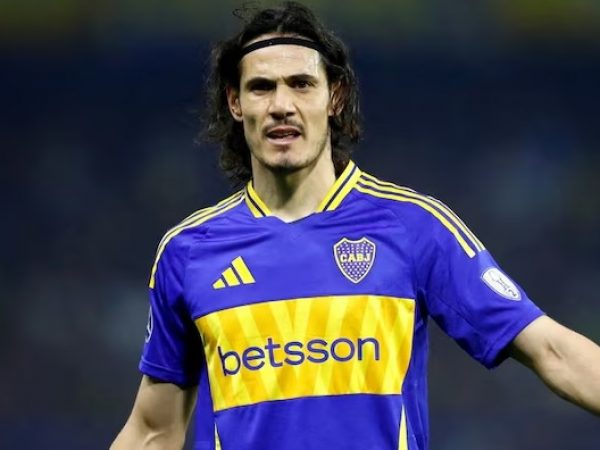 Cavani en la mira de Danubio mientras su presente en Boca genera dudas.