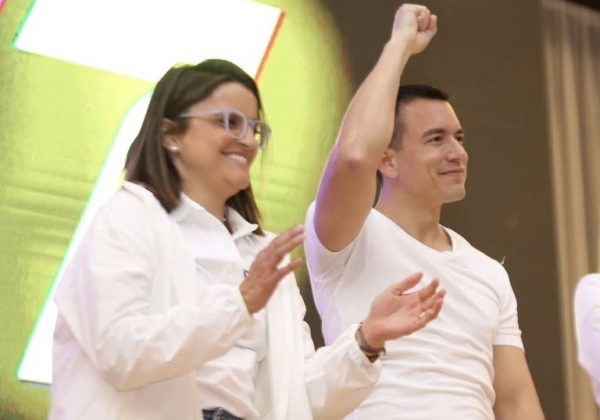 El Consejo Nacional Electoral (CNE) entregará el próximo 16 de mayo las credenciales presidenciales a Daniel Noboa y María José Pinto.