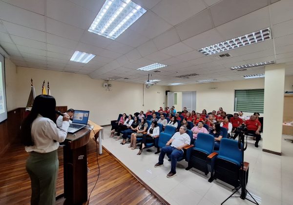 El Hospital General del IESS en Santo Domingo registró 330.477 atenciones durante 2024