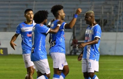 El Manta FC y Macará de Ambato tienen dos cosas en común. Ambos visten de color celeste