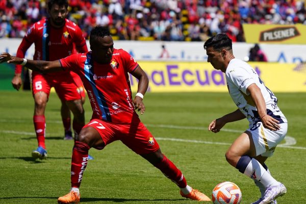 El Nacional se impuso 1-0 a Liga de Quito este domingo en el estadio Olímpico Atahualpa,