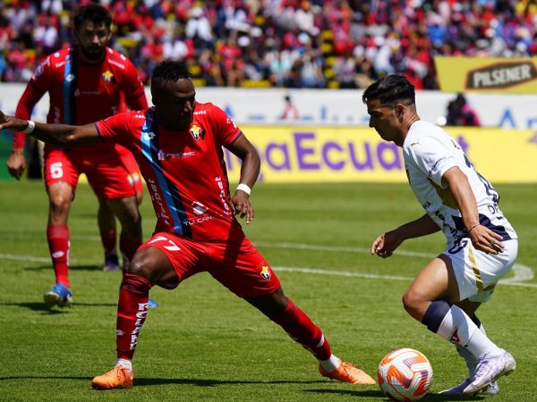 El Nacional se impuso 1-0 a Liga de Quito este domingo en el estadio Olímpico Atahualpa,
