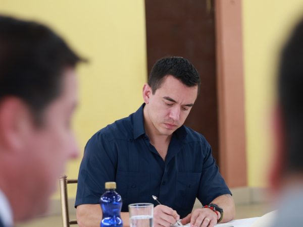 El Presidente Daniel Noboa entregará créditos en Manabí y avalará el ingreso de docentes este martes 17 de junio. (Presidencia).