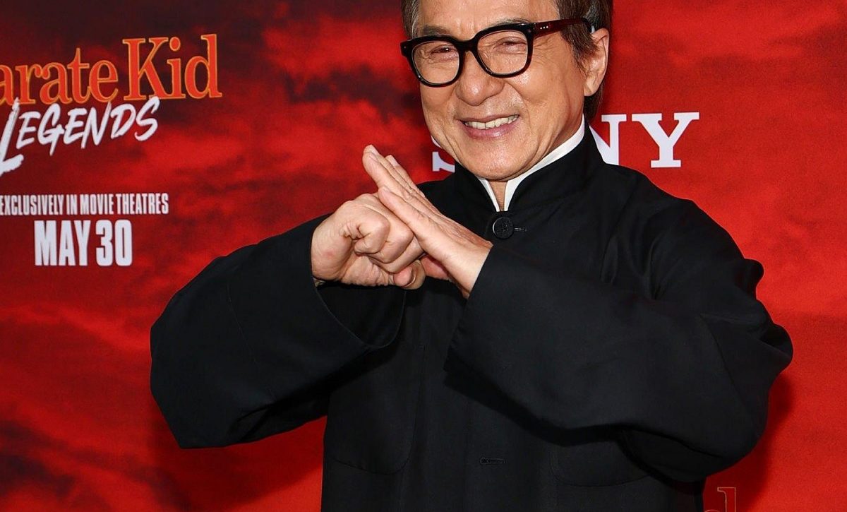El actor Jackie Chan en la premiere de Karate Kid: Legends.