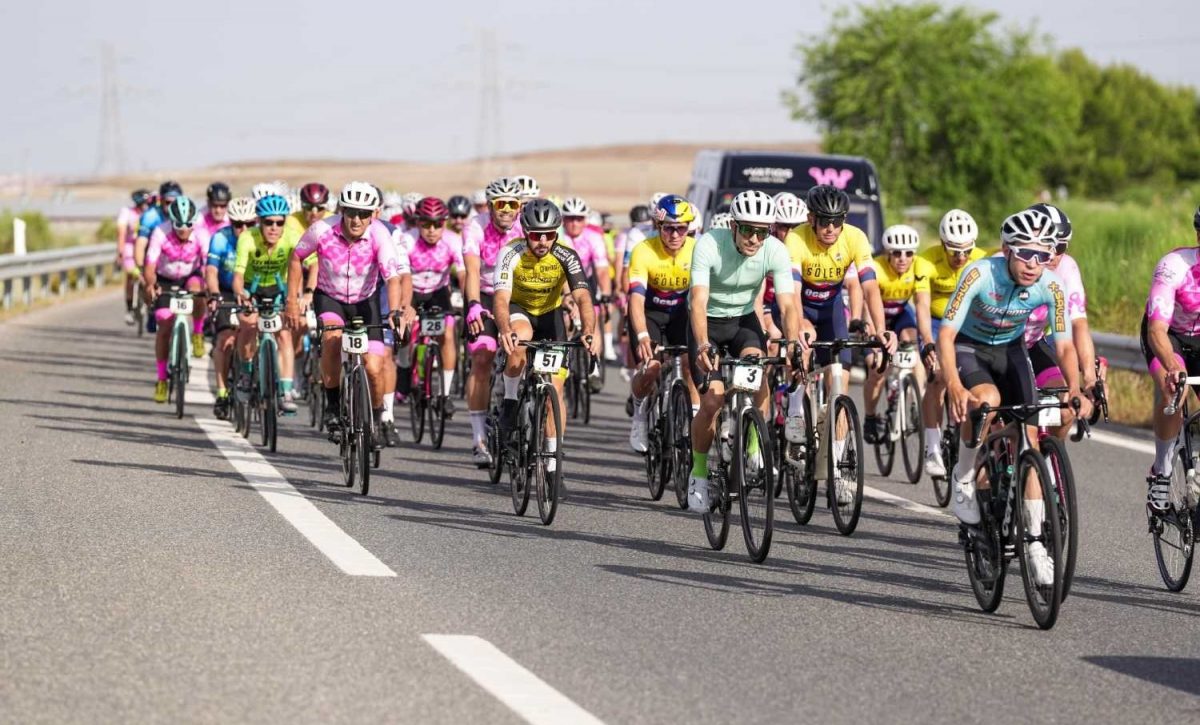 El ciclista neerlandés Oscar Riesebeek, del equipo Alpecin-Deceuninck, sufrió una aparatosa caída durante la última etapa del Baloise Belgium Tour 2025.