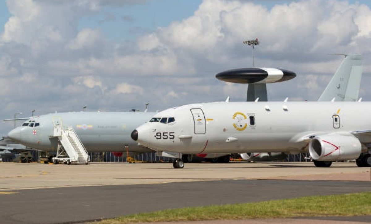 El congresista republicano Carlos Giménez anunció que Estados Unidos desplegó un avión militar P-8 Poseidon en dirección a Venezuela.