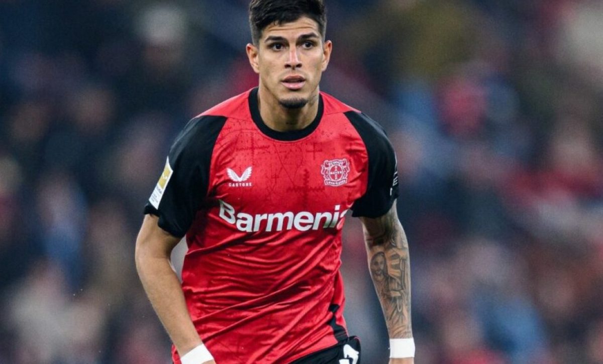 El defensa Piero Hincapié, de 23 años, es considerado por el Atlético de Madrid como una opción clave para reforzar su zaga