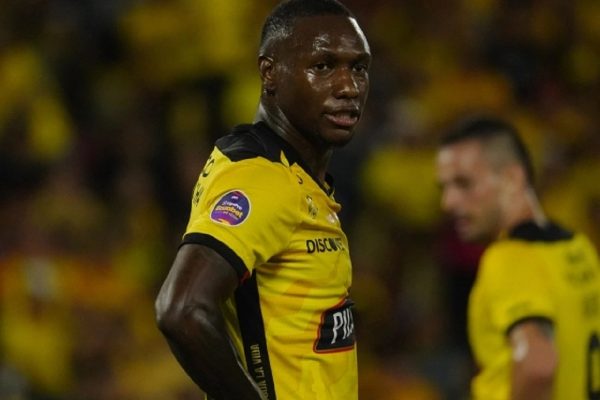 El defensa ecuatoriano Aníbal Chalá de Barcelona SC.
