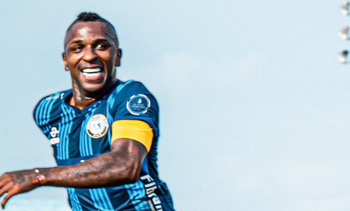 El futbolista Miller Bolaños fue detenido en el cantón Daule por el presunto delito de tenencia y porte de arma de fuego. (Guayaquil City).