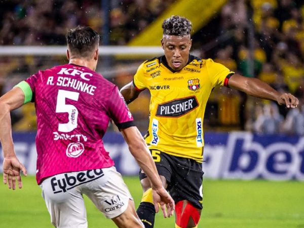 El partido de ida se jugó en estadio Monumental, donde Barcelona ganó 1-0 a Independiente del Valle.