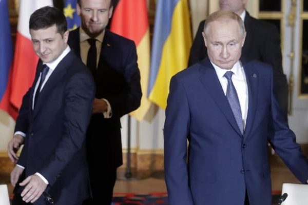 El presidente ucraniano, Volodimir Zelenski, anunció su disposición a reunirse personalmente con su homólogo ruso, Vladimir Putin.