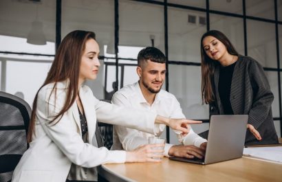 Empleo informal en Ecuador supera el 54% en abril de 2025, reporta INEC