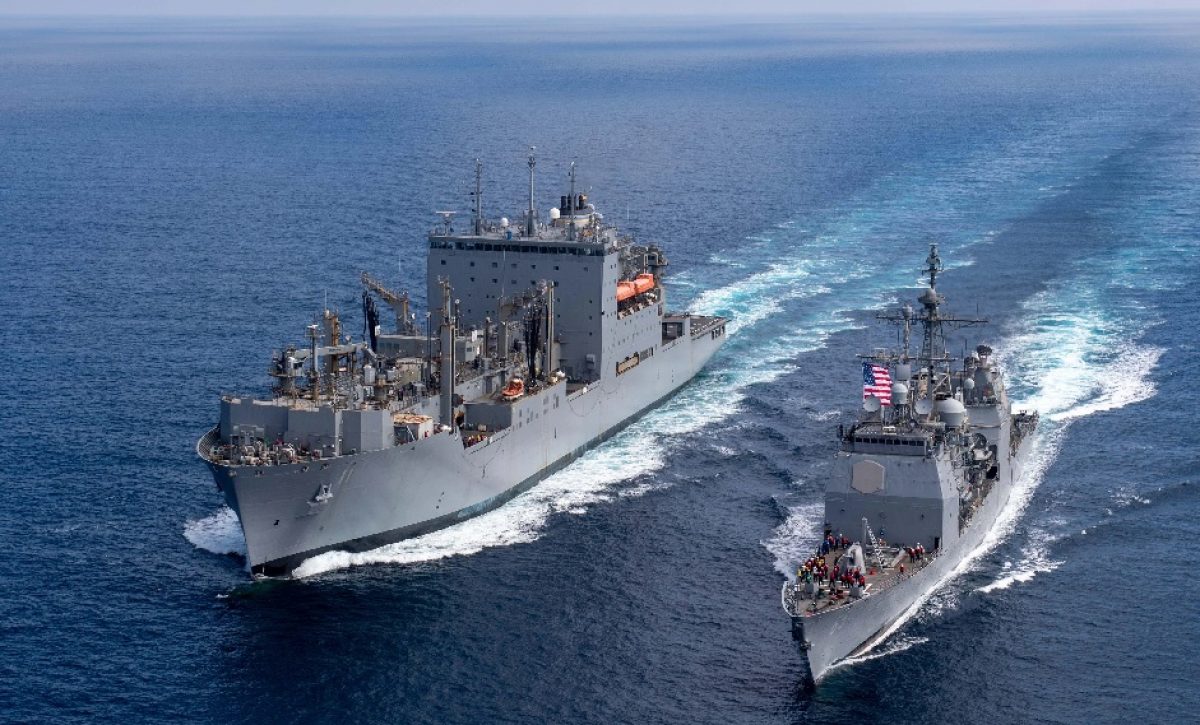 Estados Unidos ordenó el despliegue de un crucero de misiles guiados y un submarino nuclear al sur del Caribe