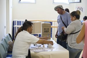Foto /Europa Press. Los recintos electorales fueron cerrados a las 17h00.