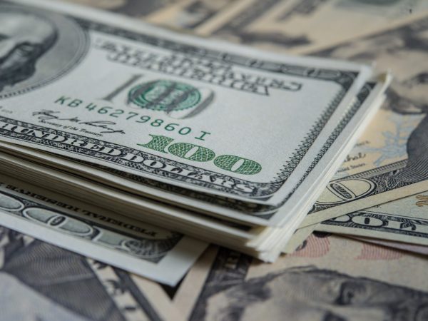 Exactriz de Enchufe TV es investigada por presunto lavado de dinero en trading y criptoactivos