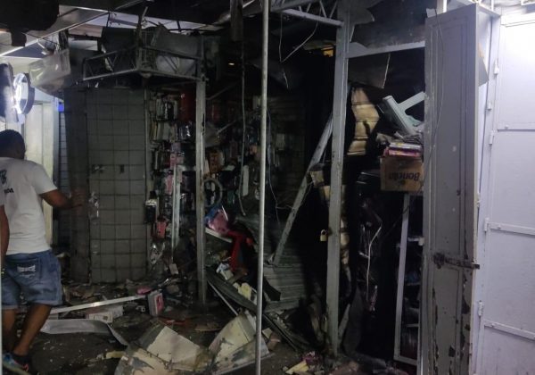 Explosión en La Bahía de Guayaquil genera enfrentamiento entre la Gobernación del Guayas y el municipio de la ciudad