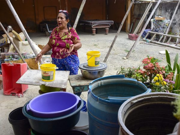 Cristina Carreño, habitante de San Jacinto, espera también que se mejore el servicio del agua potable.