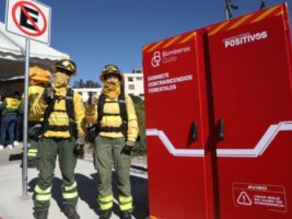 Gabinetes forestales refuerzan respuesta temprana ante incendios en Quito
