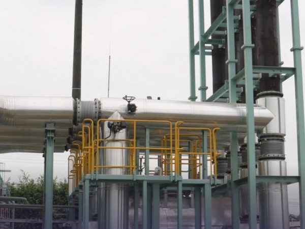 Gobierno de Ecuador inicia proceso para alquilar 260 MW de generación termoeléctrica con el fin de asegurar el suministro eléctrico nacional